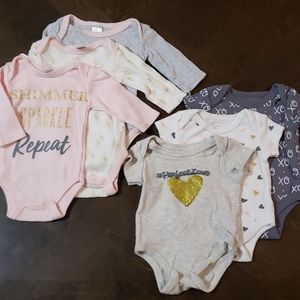 🛍3 for 25 🛍 0-3m  bundle of 6 onsies